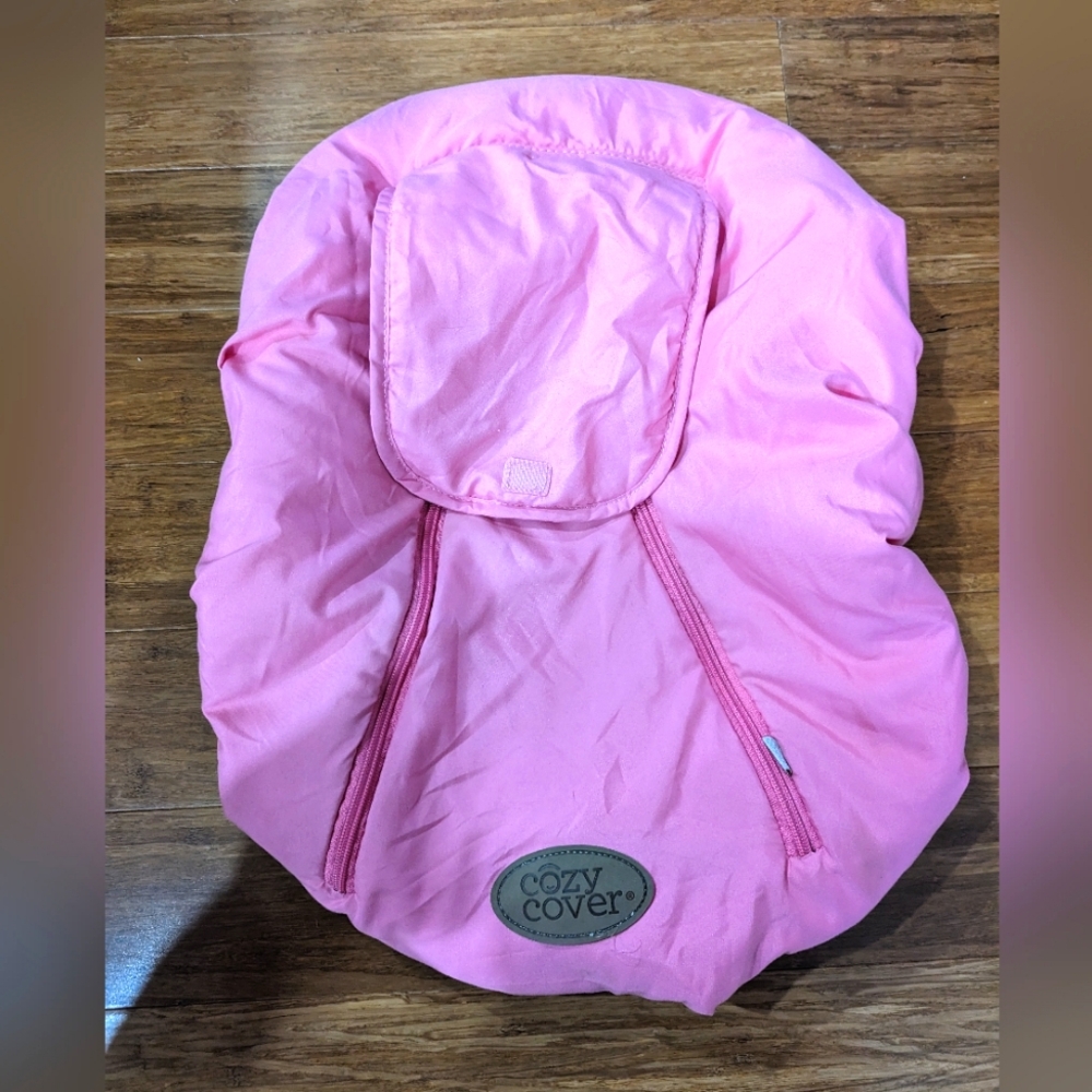 Cozy Cover carseat cover, shower cap style.